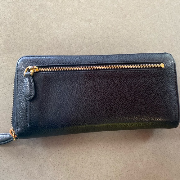 COPY - Wallet - Picture 2 of 4